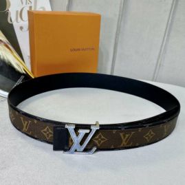 Picture of LV Belts _SKULVBelt40mmX95-110cm7D566596